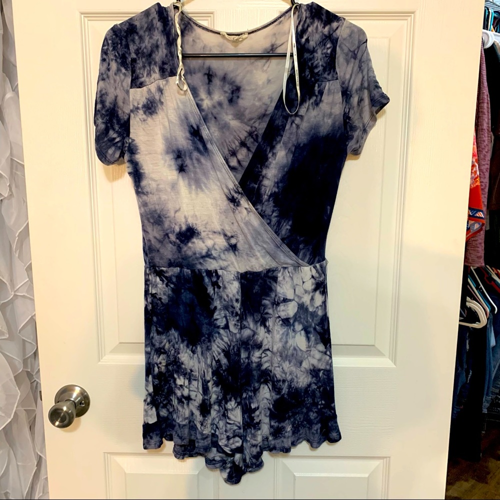 Med tie dye romper
